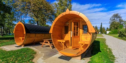 Campingplätze - Duschen mit Warmwasser: inklusive - Camping am Pilsensee