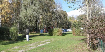 Campingplätze - Duschen mit Warmwasser: inklusive - Isarcamping Landshut - Isarcamping Landshut