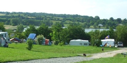 Campingplätze - Grillen mit Holzkohle möglich - Seecamping Obernzenn