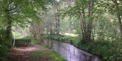 Campingplätze - Baden in natürlichen Gewässern - Naturcamping Perlbach